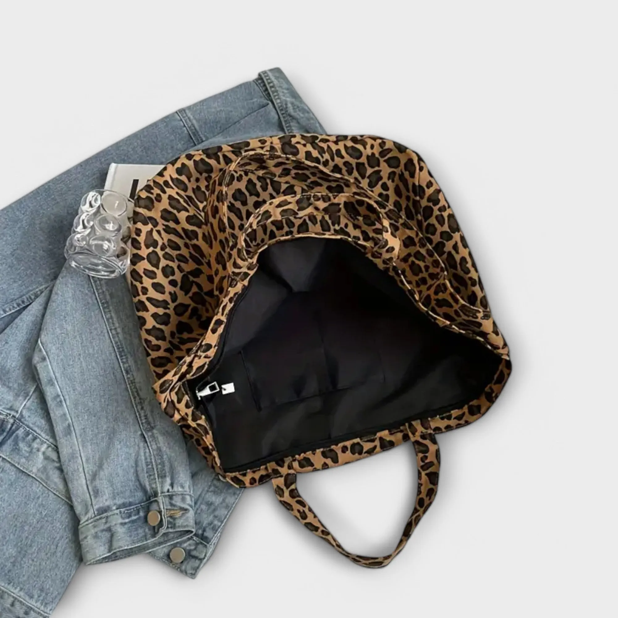 Chic Leopard Print Tote Bag