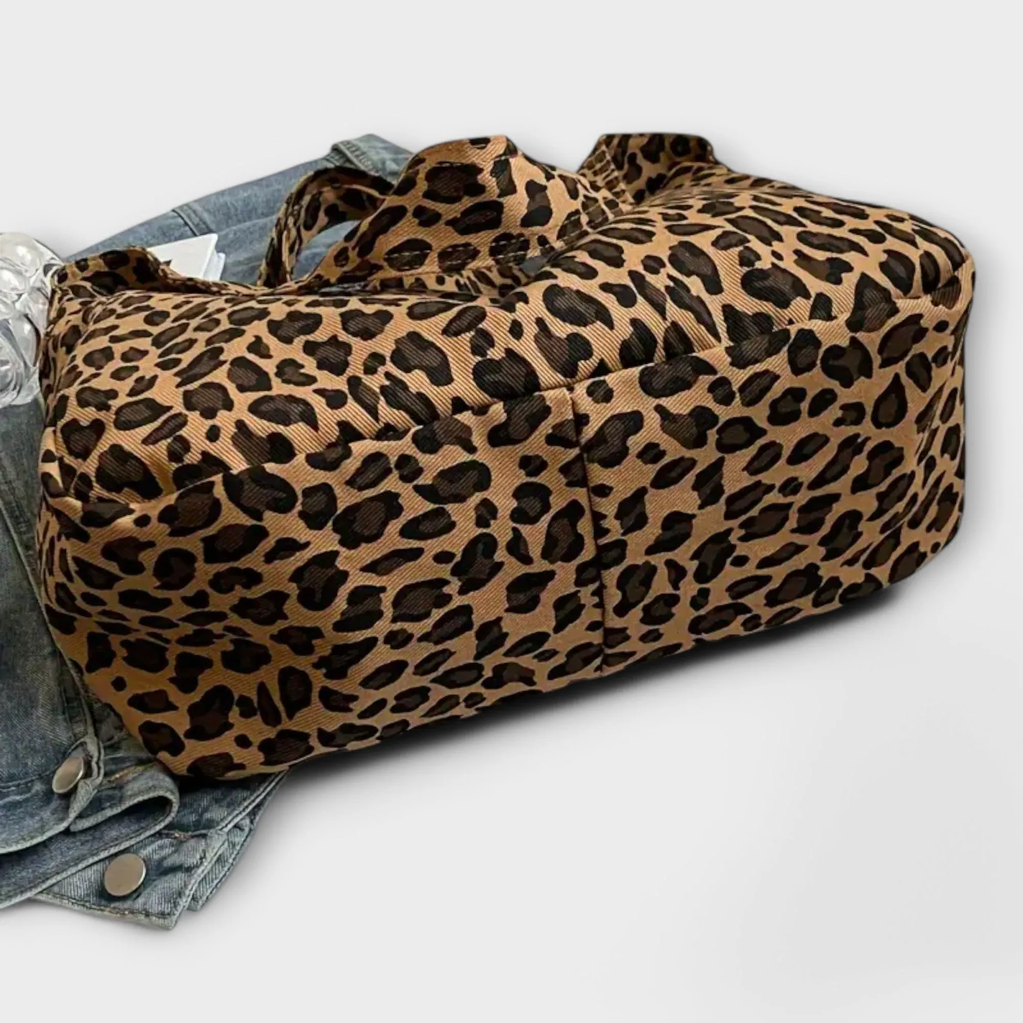Chic Leopard Print Tote Bag