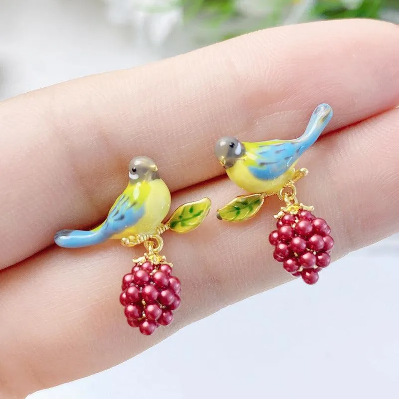 Girls' Creative Fashion Earrings In Europe And America